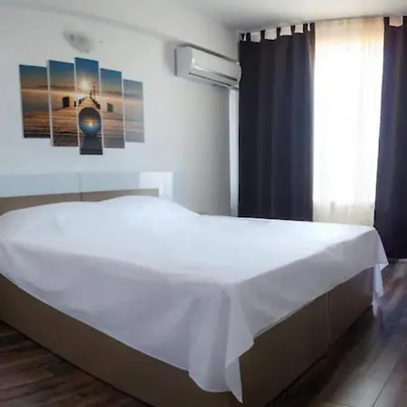 ゲストハウス - пролет ロゼネッツ