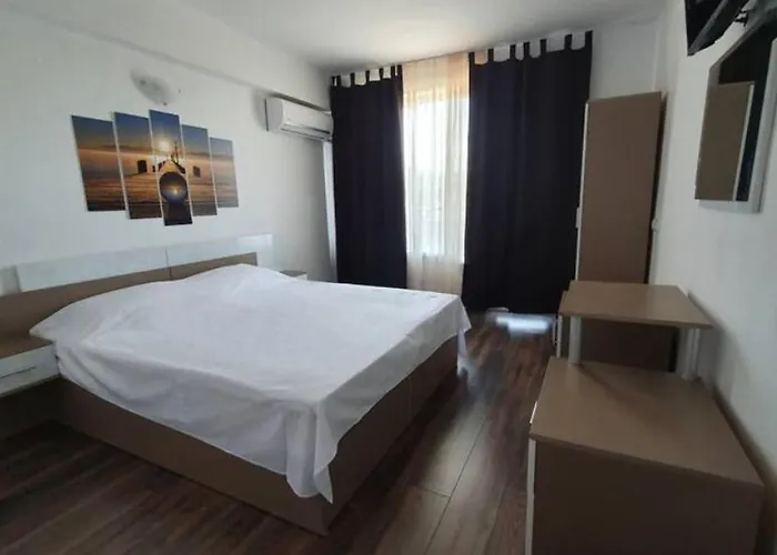 - пролет Pensiune