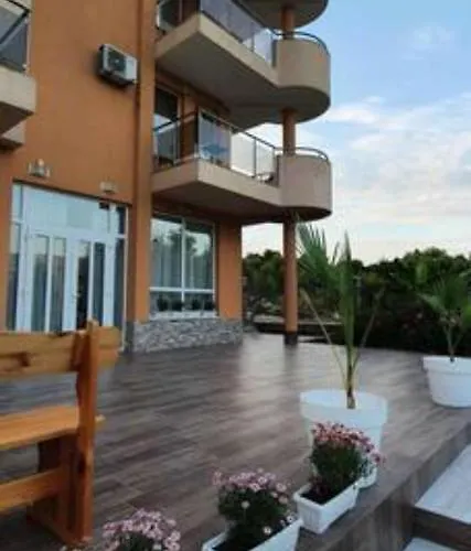 - пролет * Lozeneț